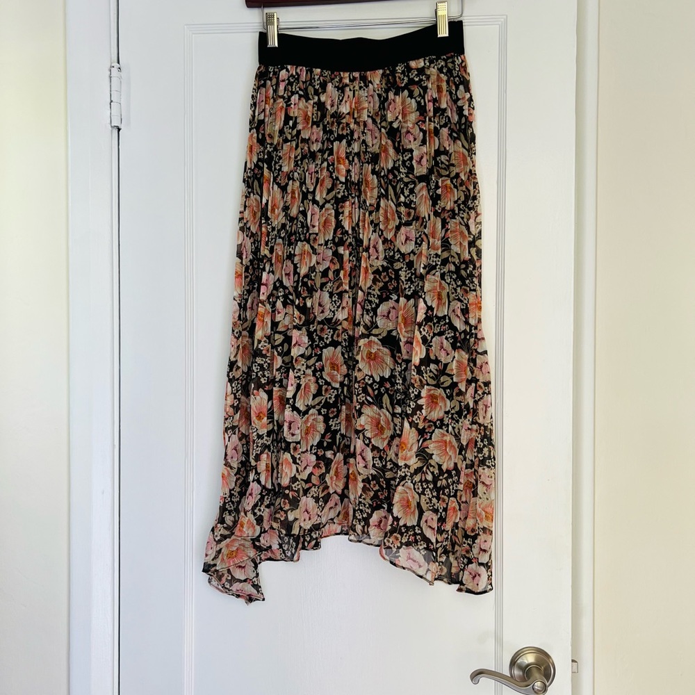 Cute floral skirt